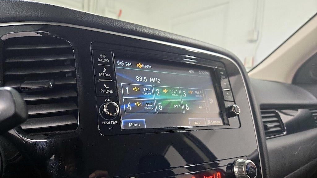 2020 Mitsubishi Outlander ES