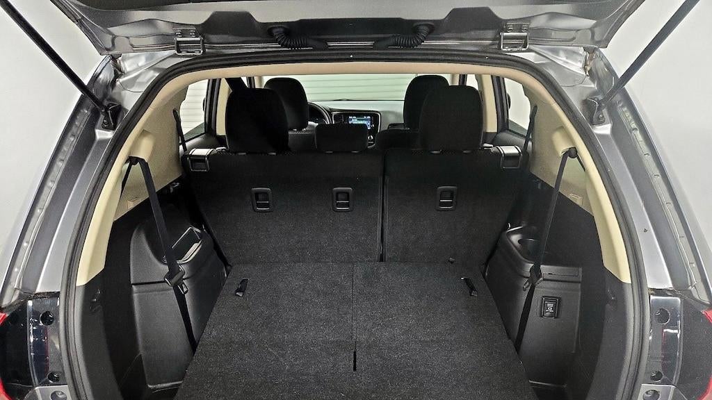 2020 Mitsubishi Outlander ES