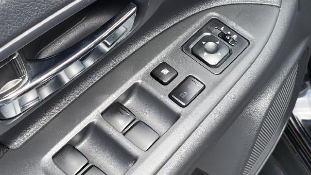 2014 Mitsubishi Outlander ES