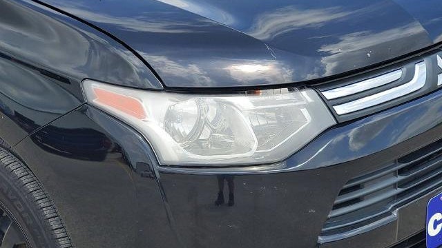 2014 Mitsubishi Outlander ES
