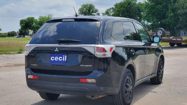 2014 Mitsubishi Outlander ES