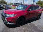 2019 Outlander Thumbnail 8