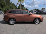 2014 Outlander Thumbnail 3