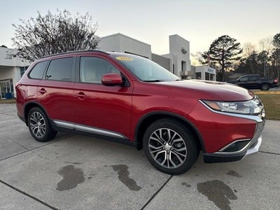 Photo of a 2016 Mitsubishi Outlander SE 4DR SUV for sale