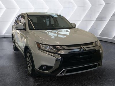 Photo of a 2020 Mitsubishi Outlander SE 4DR SUV for sale