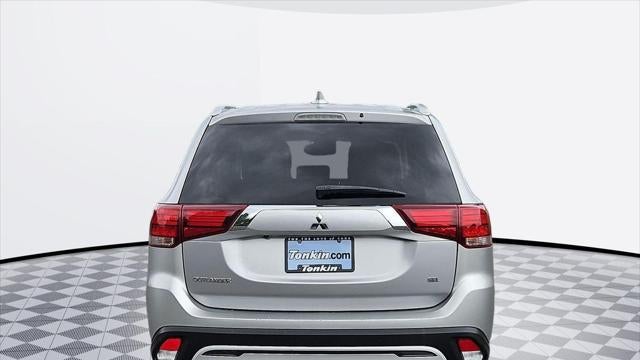 2020 Mitsubishi Outlander SE
