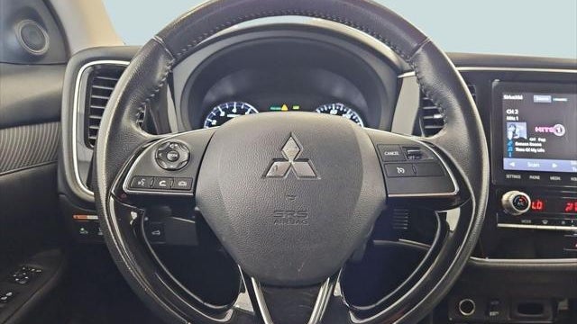 2020 Mitsubishi Outlander SE