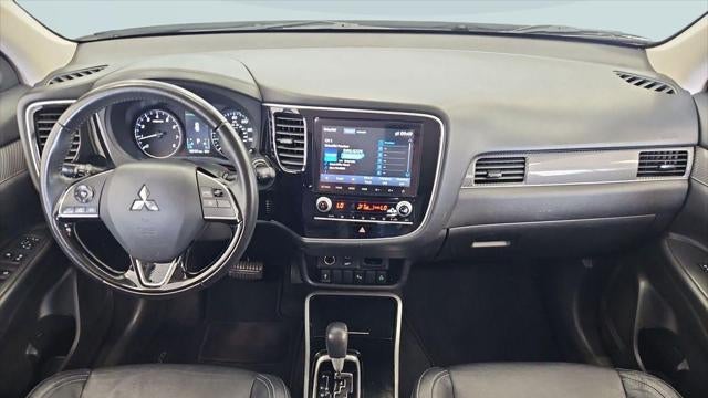2020 Mitsubishi Outlander SE