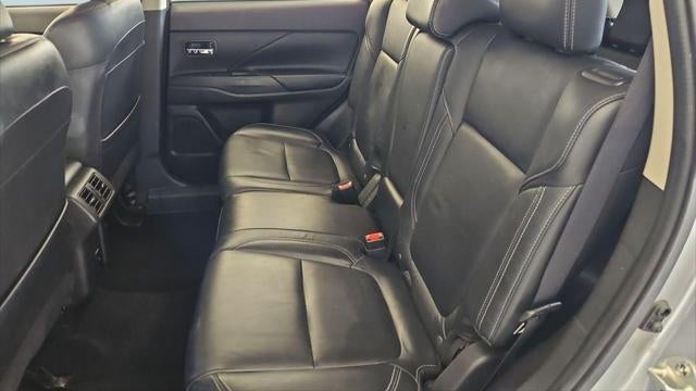 2020 Mitsubishi Outlander SE