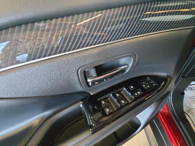 2020 Mitsubishi Outlander - $19,991