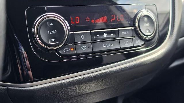 2019 Mitsubishi Outlander LE