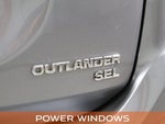2019 Outlander Thumbnail 8