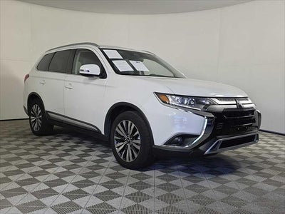 Photo of a 2020 Mitsubishi Outlander for sale
