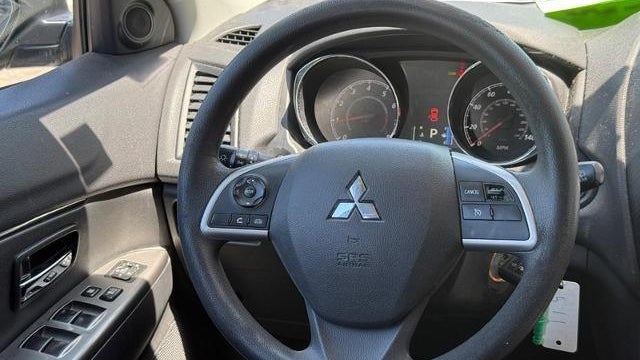 2019 Mitsubishi Outlander Sport LE