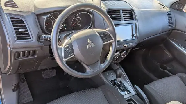2019 Mitsubishi Outlander Sport LE
