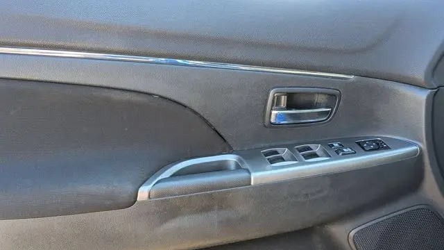 2019 Mitsubishi Outlander Sport LE