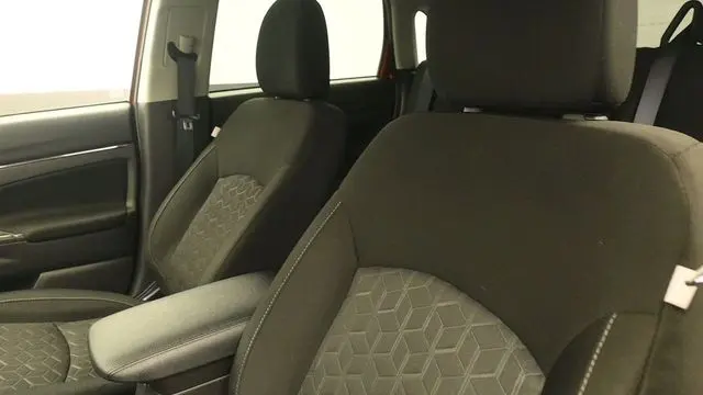 2020 Mitsubishi Outlander Sport SE