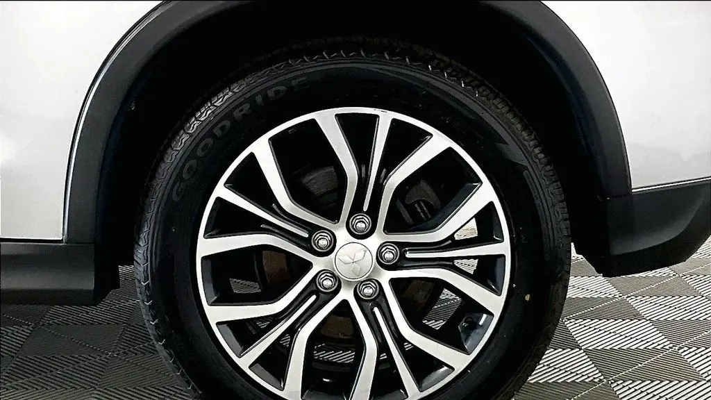 2019 Mitsubishi Outlander Sport SE