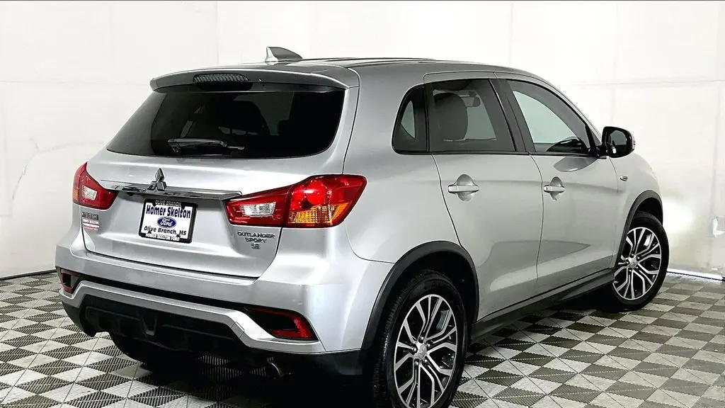 2019 Mitsubishi Outlander Sport SE