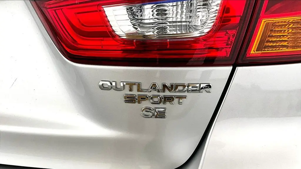 2019 Mitsubishi Outlander Sport SE