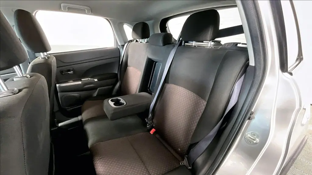 2019 Mitsubishi Outlander Sport SE