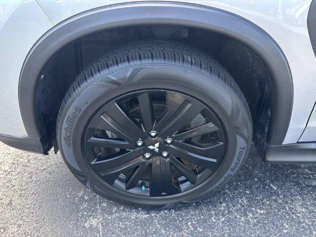2021 Mitsubishi Outlander - $14,657
