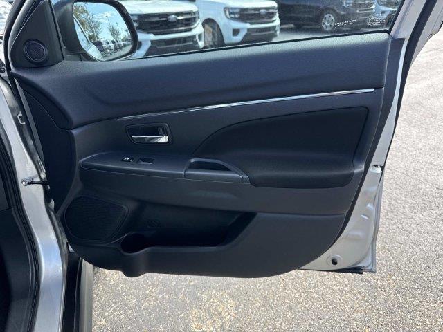 2021 Mitsubishi Outlander - $14,657