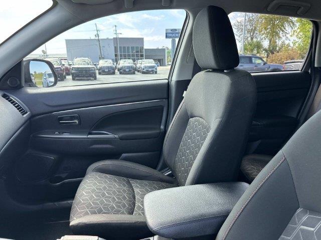 2021 Mitsubishi Outlander - $14,657