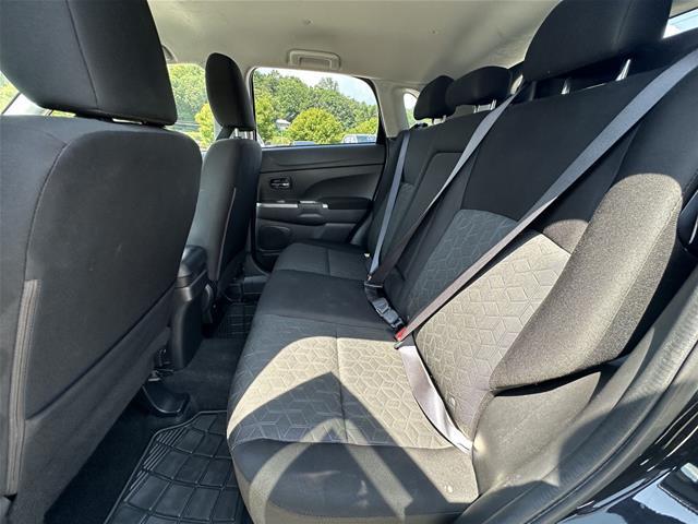 2021 Mitsubishi Outlander - $14,500