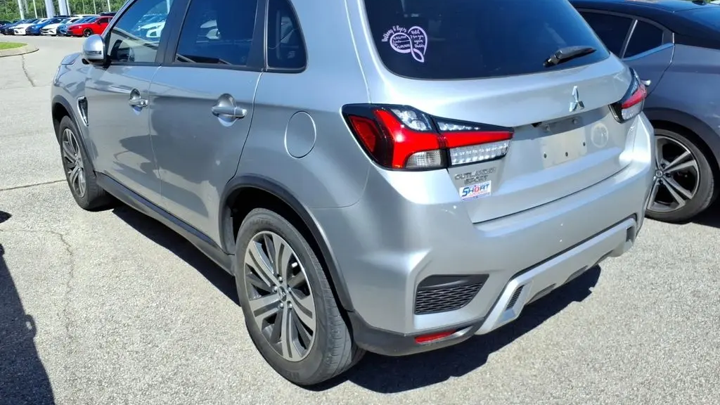 2022 Mitsubishi Outlander Sport SE