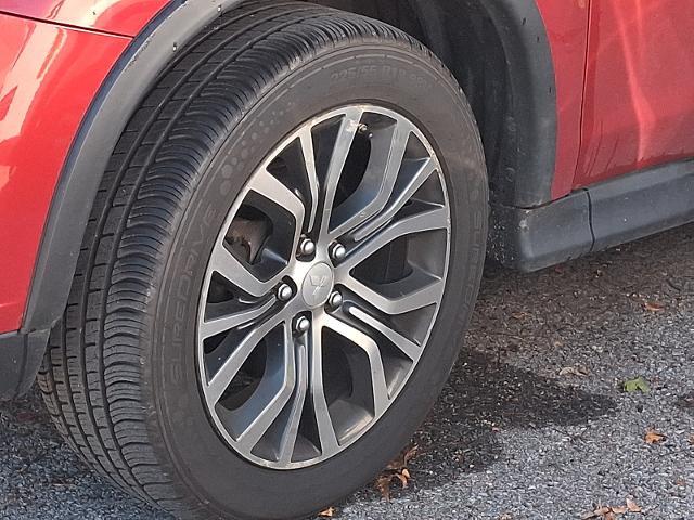 2017 Mitsubishi Outlander - $11,924