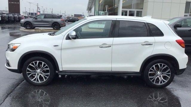 2019 Mitsubishi Outlander Sport LE