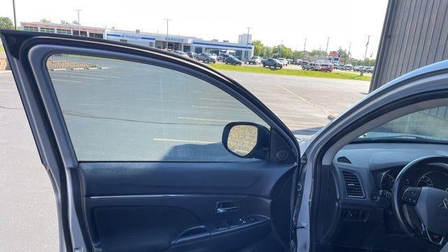 2017 Mitsubishi Outlander Sport 2.4 SE