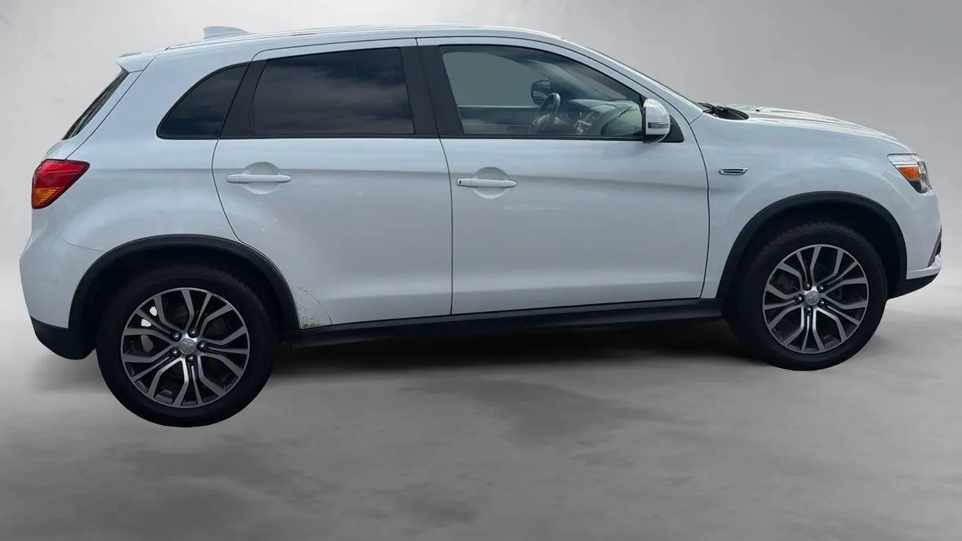 2017 Mitsubishi Outlander Sport 2.4 SE