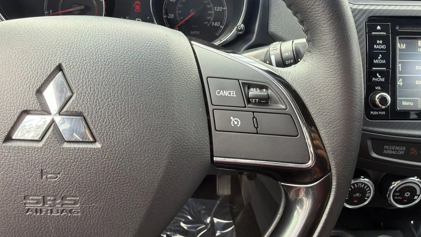 2017 Mitsubishi Outlander Sport 2.4 SE