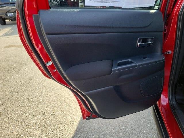 2023 Mitsubishi Outlander - $16,789