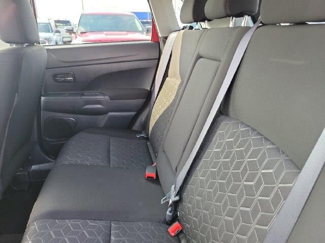 2023 Mitsubishi Outlander - $16,789