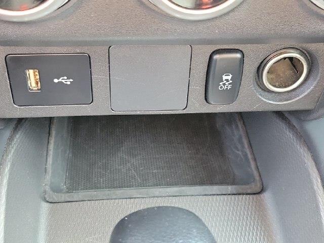 2023 Mitsubishi Outlander - $16,789