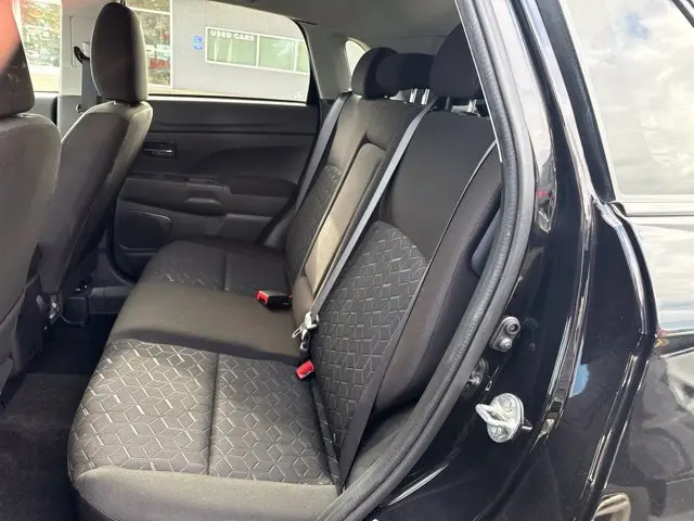 2024 Mitsubishi Outlander - $17,570