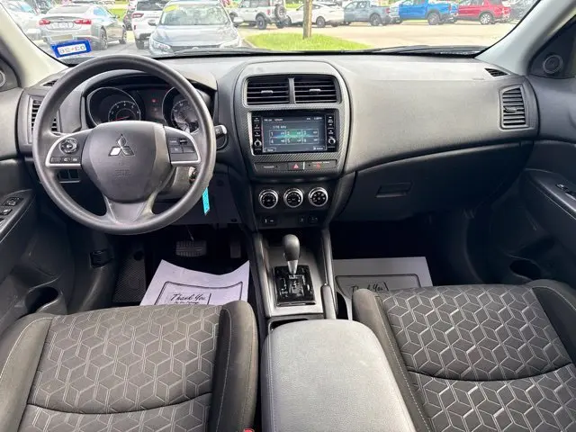 2024 Mitsubishi Outlander - $17,570