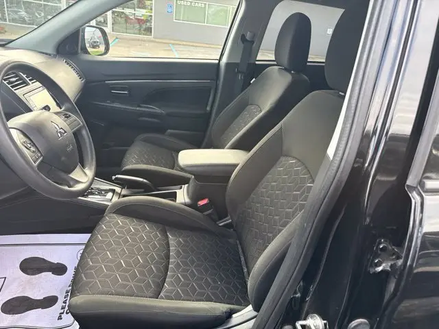 2024 Mitsubishi Outlander - $17,570
