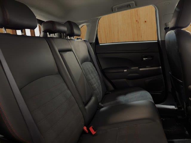 2024 Mitsubishi Outlander - $18,878