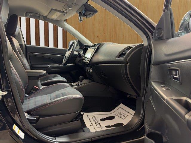 2024 Mitsubishi Outlander - $18,878
