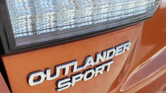 2024 Mitsubishi Outlander Sport S