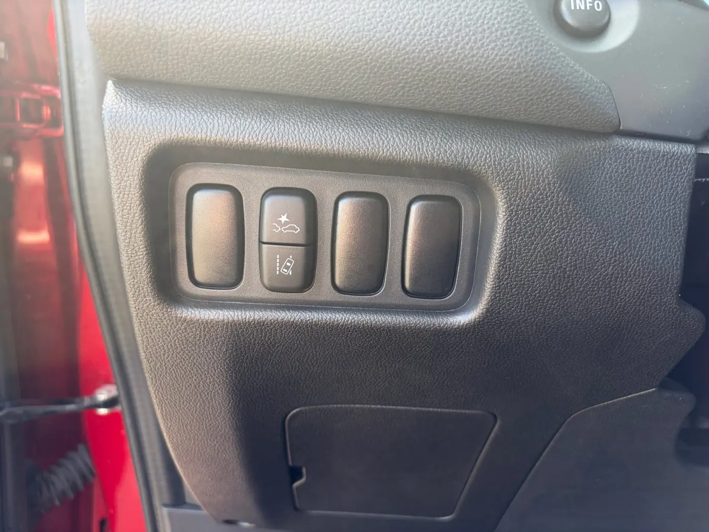 2024 Mitsubishi Outlander - $17,400