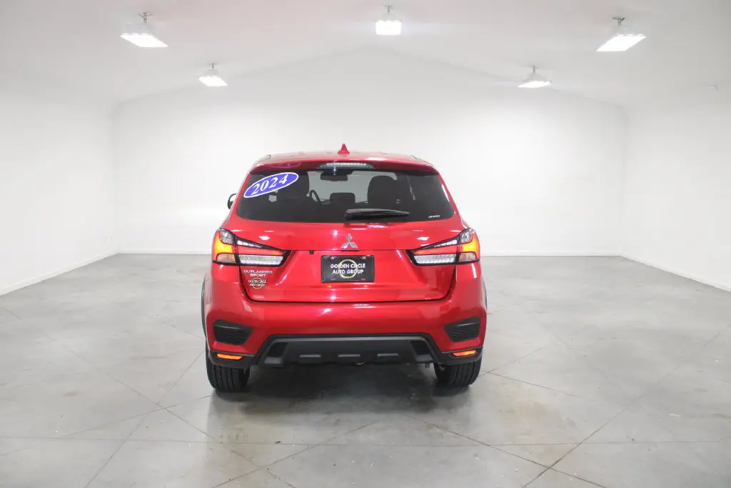 2024 Mitsubishi Outlander - $17,148