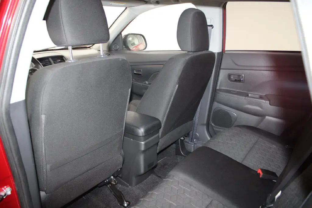 2024 Mitsubishi Outlander - $17,148