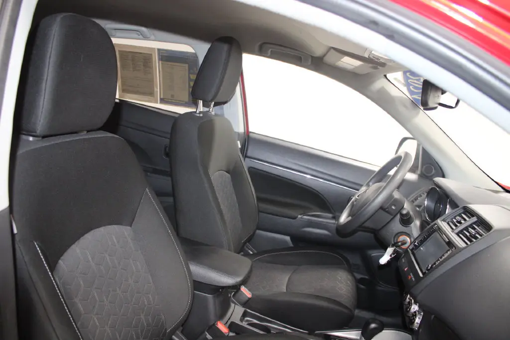 2024 Mitsubishi Outlander - $17,148