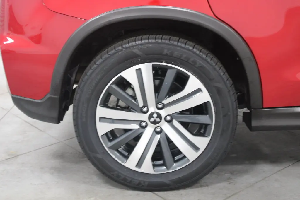 2024 Mitsubishi Outlander - $17,148