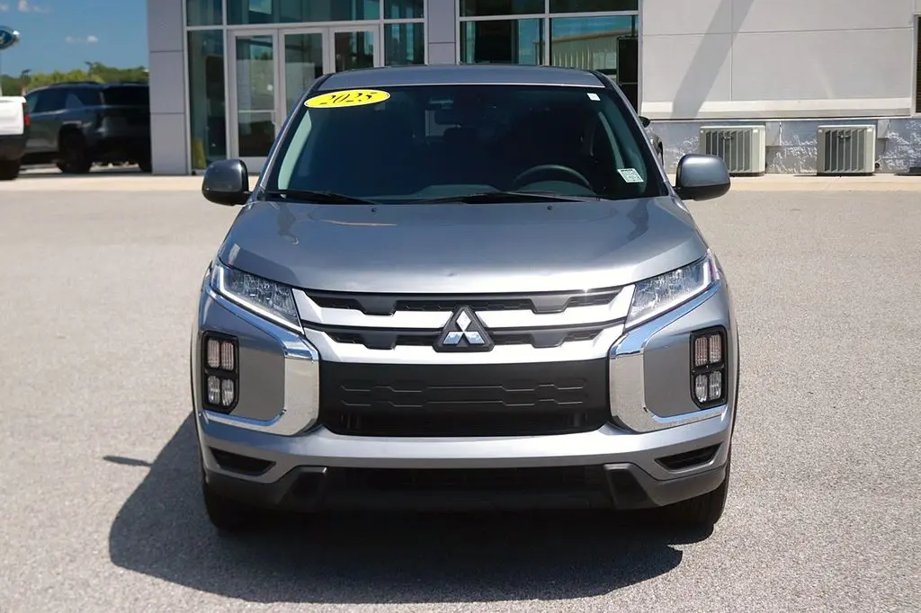 2025 Mitsubishi Outlander - $21,997